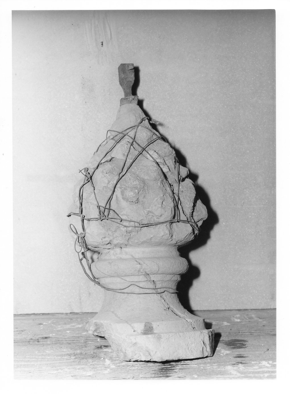 decorazione plastica, frammento - ambito orvietano (seconda metà sec. XVI)