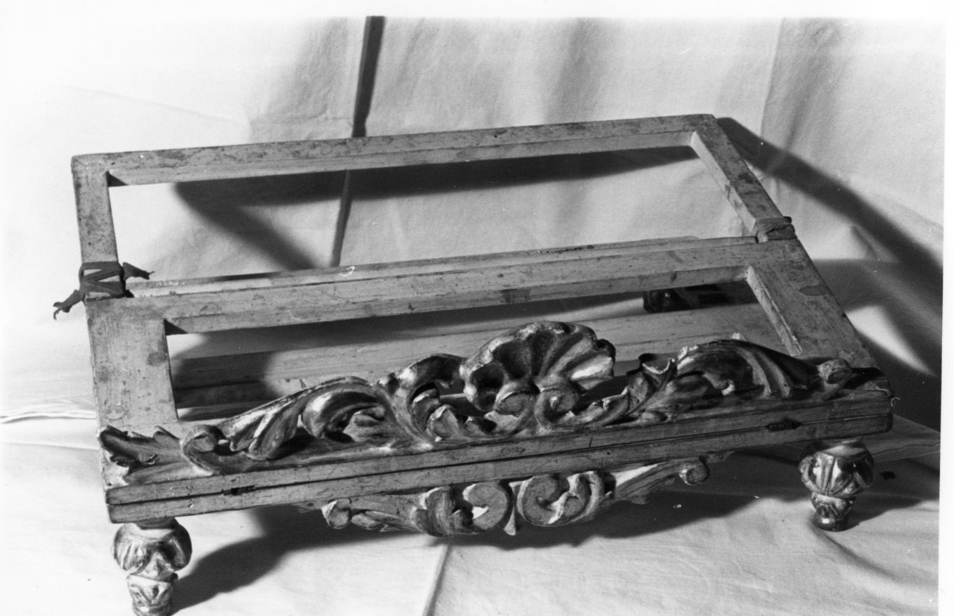 leggio, opera isolata - produzione umbra (sec. XVIII)