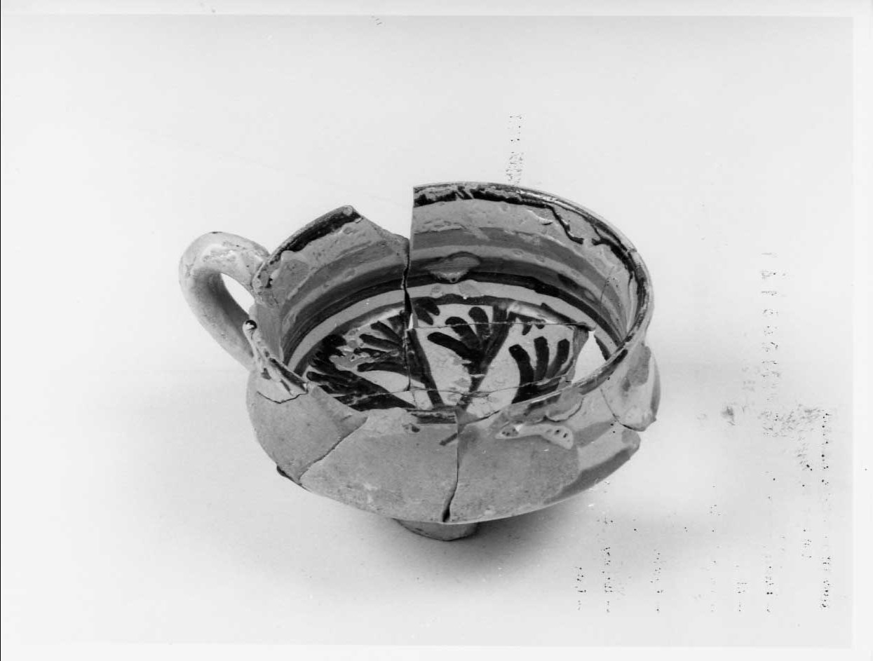 ciotola, opera isolata - bottega italiana (seconda metà sec. XV)