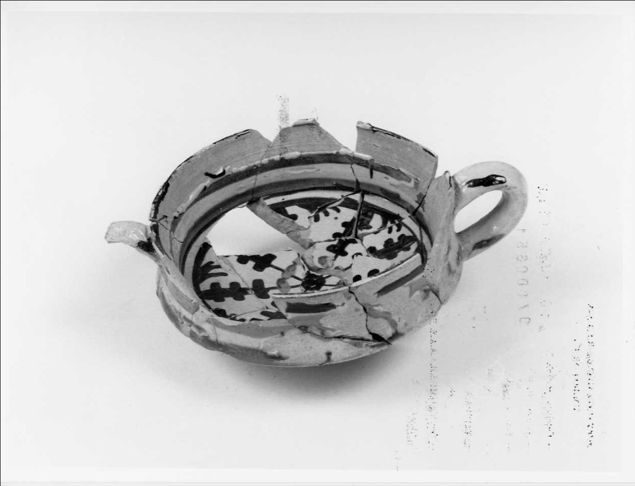 ciotola, opera isolata - bottega italiana (seconda metà sec. XV)