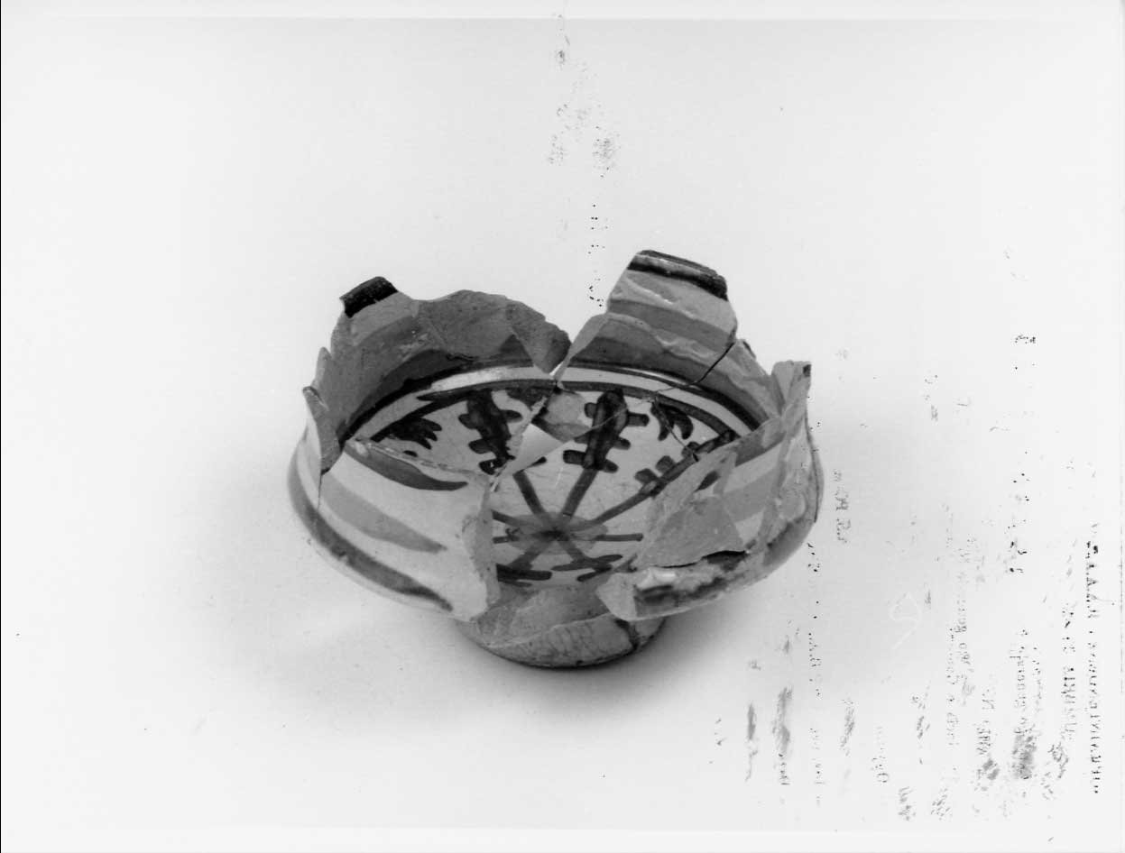 ciotola, opera isolata - bottega italiana (seconda metà sec. XV)