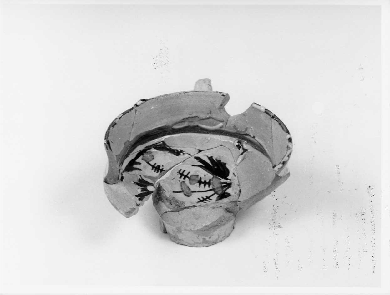 ciotola, opera isolata - bottega italiana (seconda metà sec. XV)