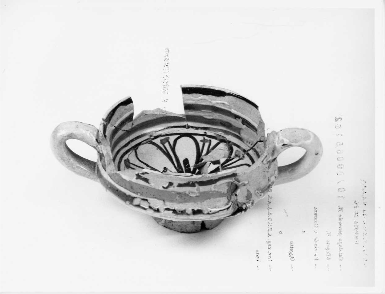 ciotola, opera isolata - bottega italiana (seconda metà sec. XV)