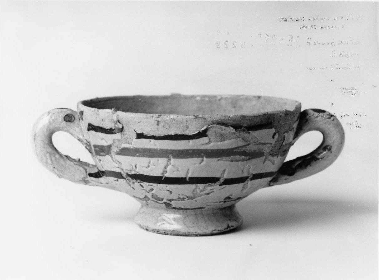 ciotola, opera isolata - bottega italiana (seconda metà sec. XV)