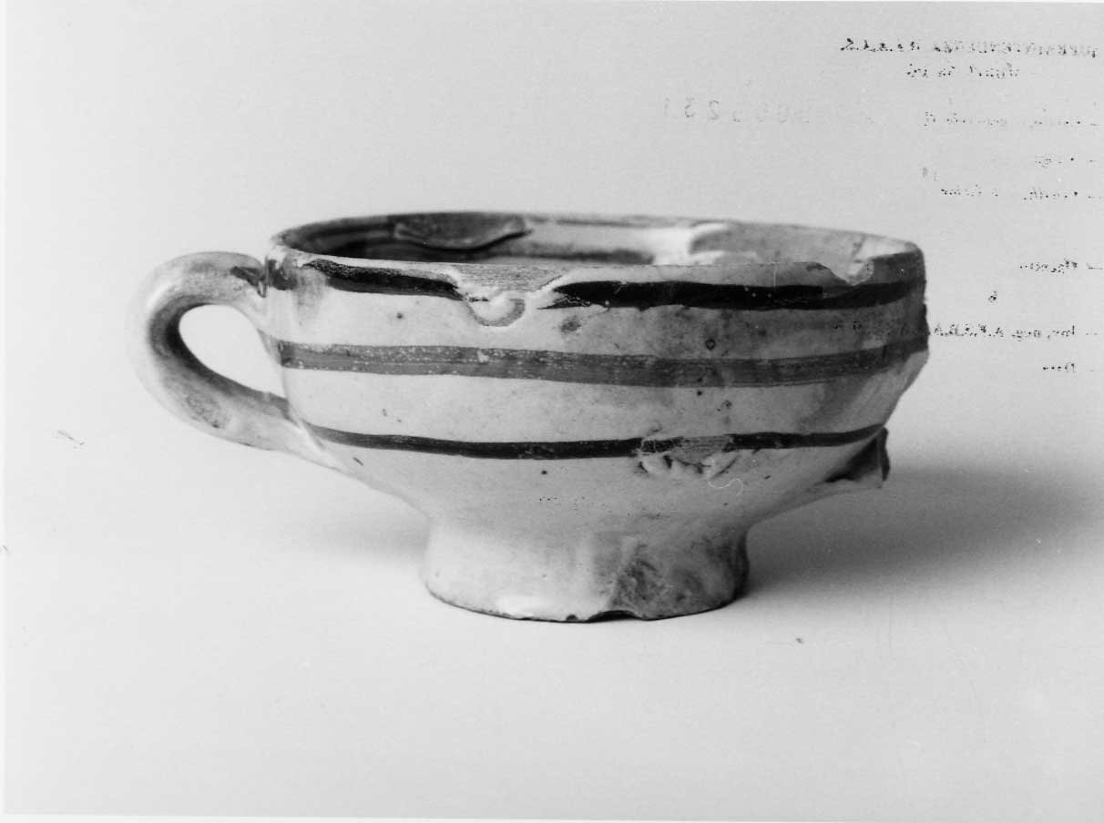 ciotola, opera isolata - bottega italiana (seconda metà sec. XV)