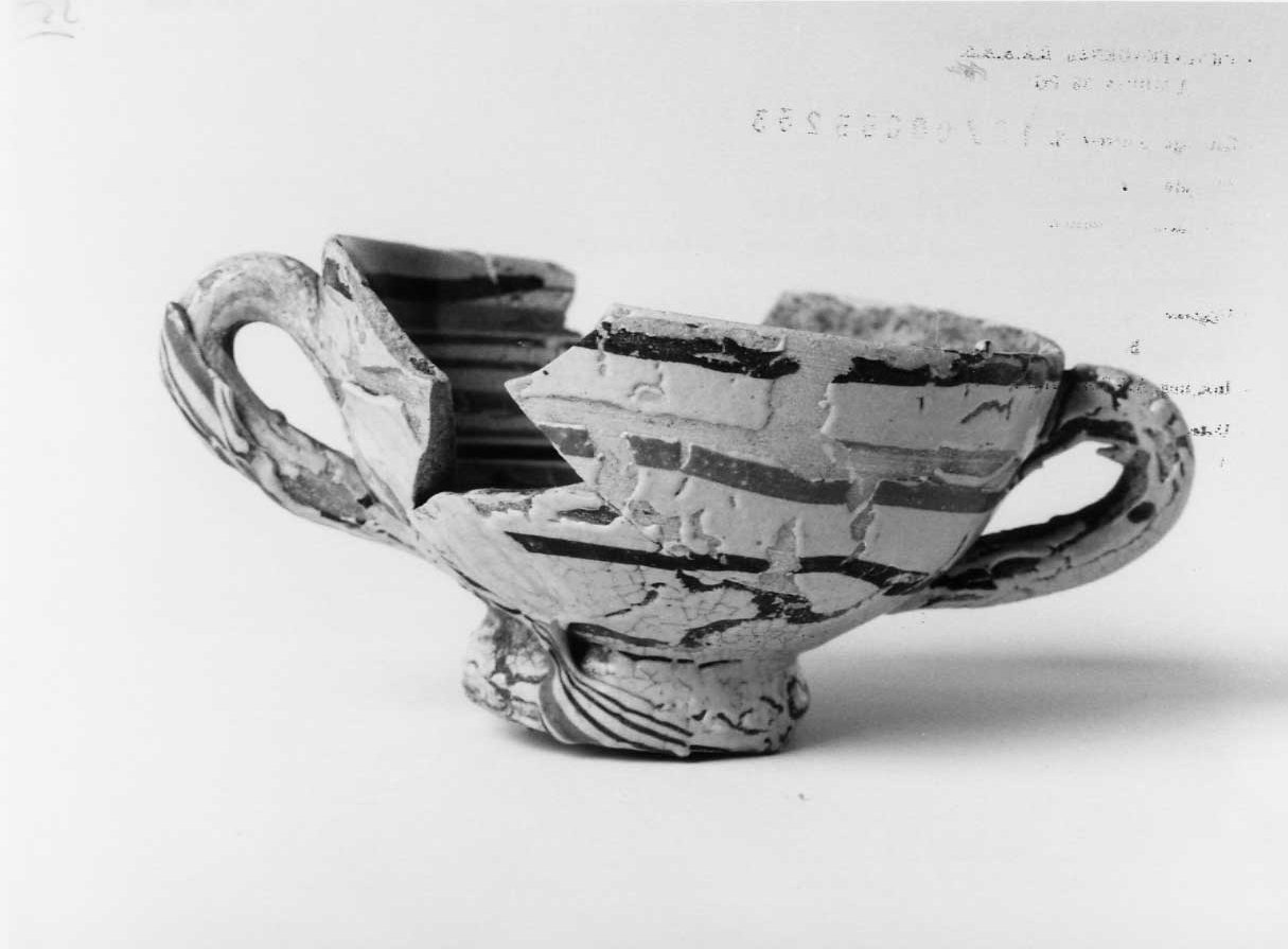 ciotola, opera isolata - bottega italiana (seconda metà sec. XV)