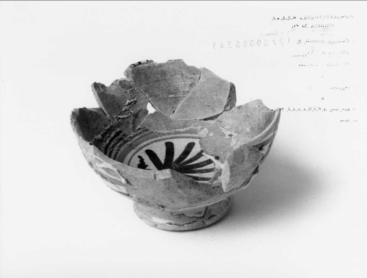 coppetta, opera isolata - bottega italiana (seconda metà sec. XV)