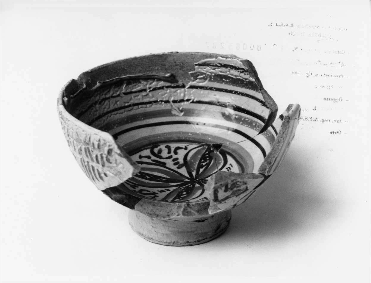 coppetta, opera isolata - bottega italiana (seconda metà sec. XV)