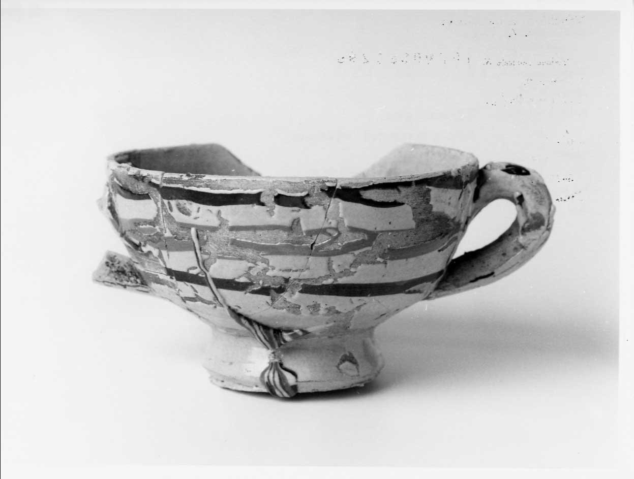 ciotola, opera isolata - bottega italiana (seconda metà sec. XV)