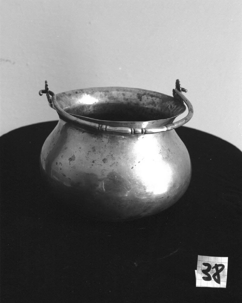 secchiello per l'acqua benedetta - bottega veneta (prima metà sec. XX)