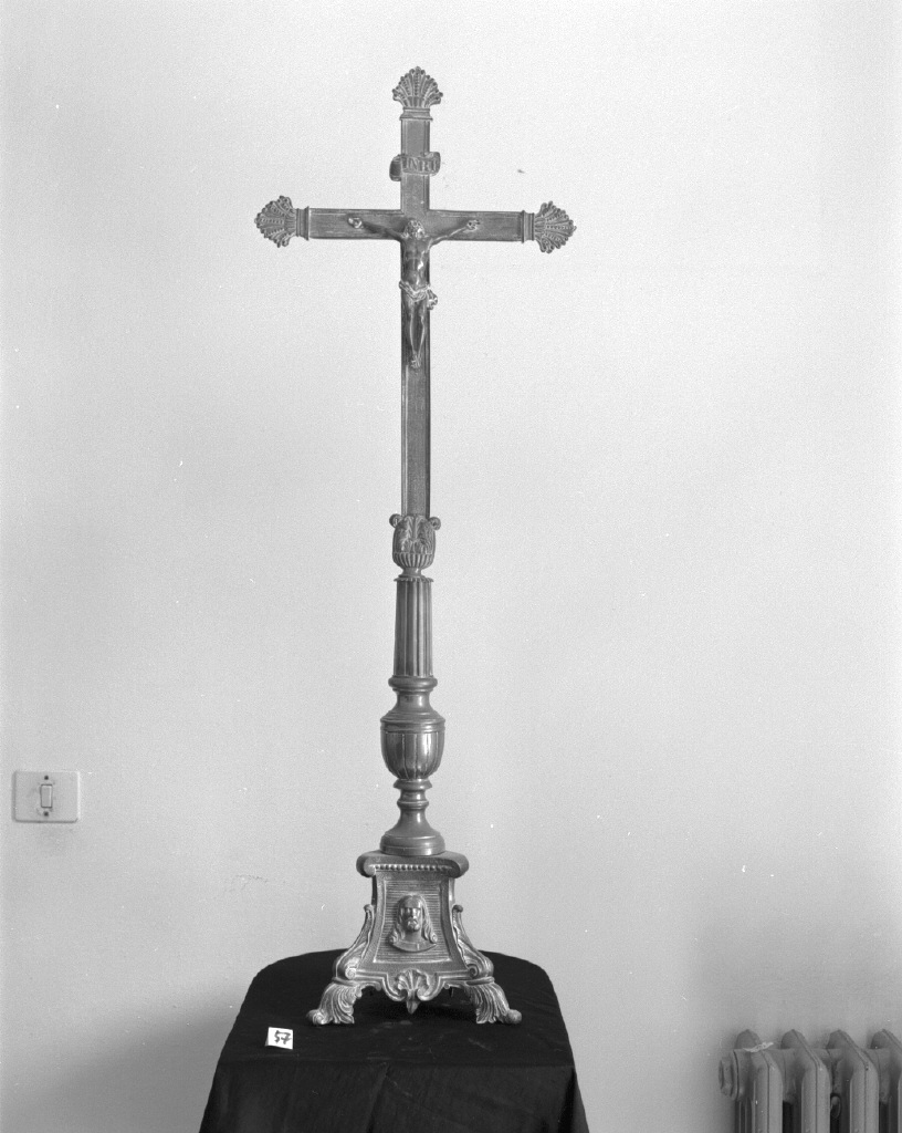 croce d'altare - bottega veneta (seconda metà sec. XIX)