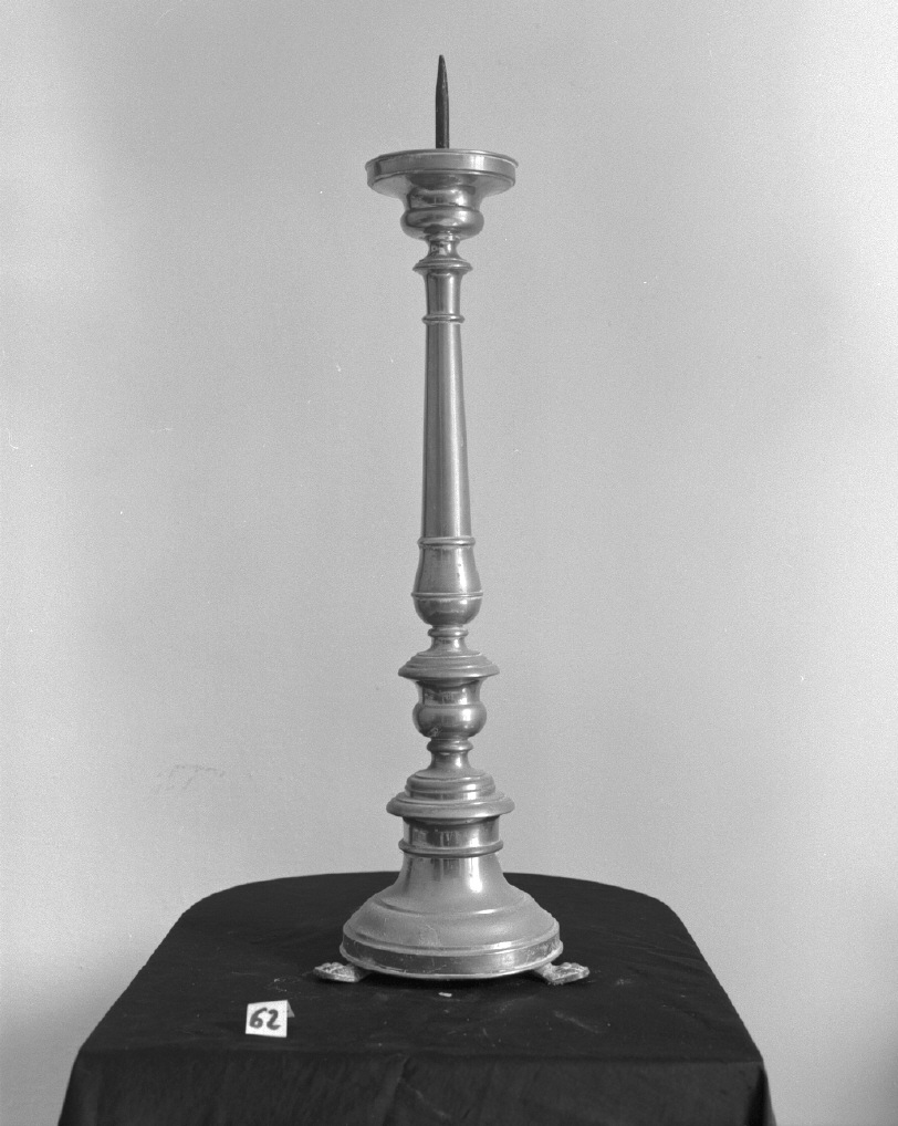 candelabro - bottega veneta (seconda metà sec. XIX)