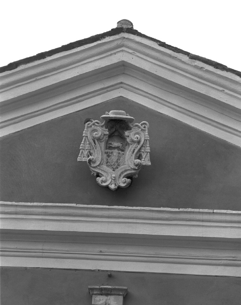 stemma vescovile (rilievo) - ambito veneziano (sec. XVIII)