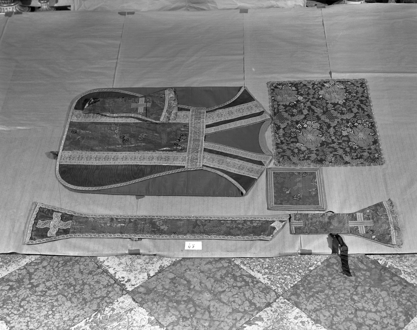 paramento liturgico, insieme - manifattura italiana (prima metà sec. XVIII)