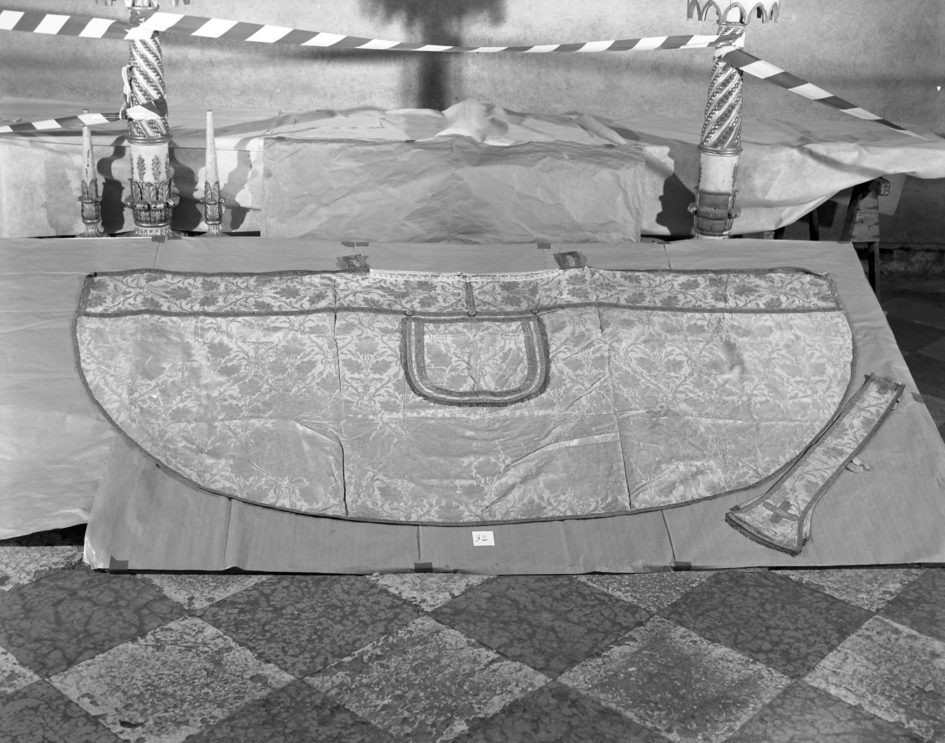 paramento liturgico, insieme - manifattura italiana (prima metà sec. XIX)