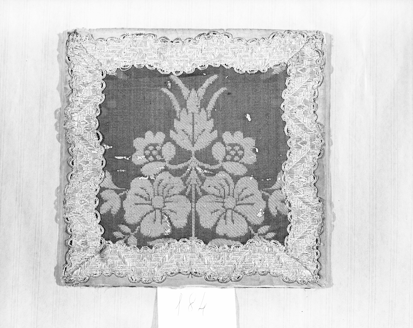 borsa del corporale - manifattura italiana (prima metà sec. XVIII)