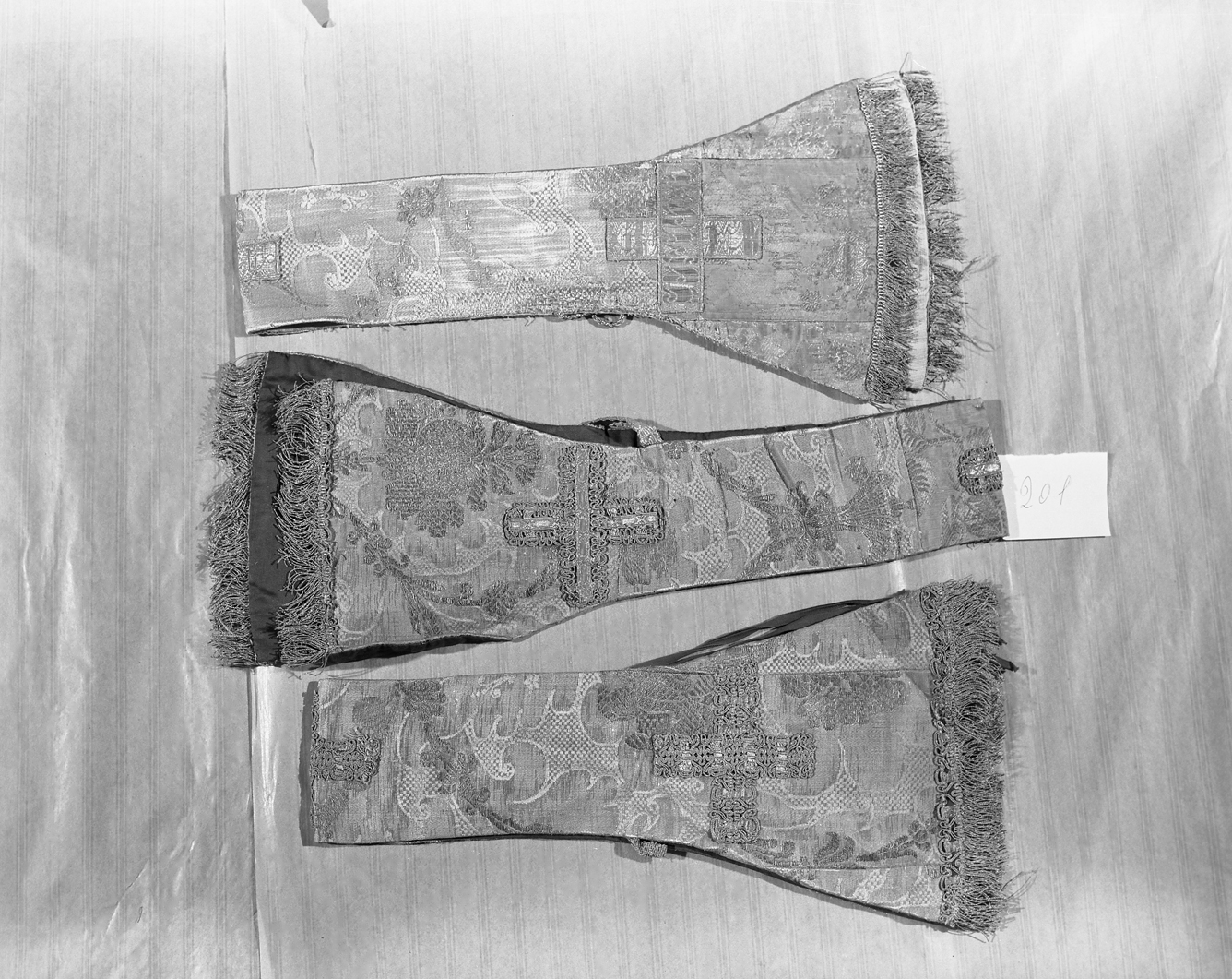 manipolo - manifattura italiana (seconda metà sec. XVII)