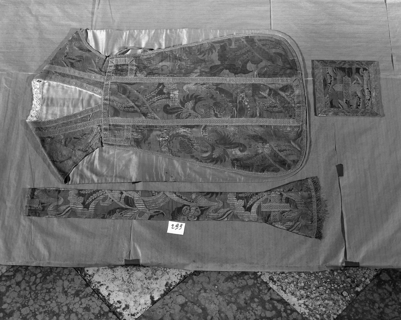 paramento liturgico, insieme - manifattura veneziana (inizio sec. XVIII)