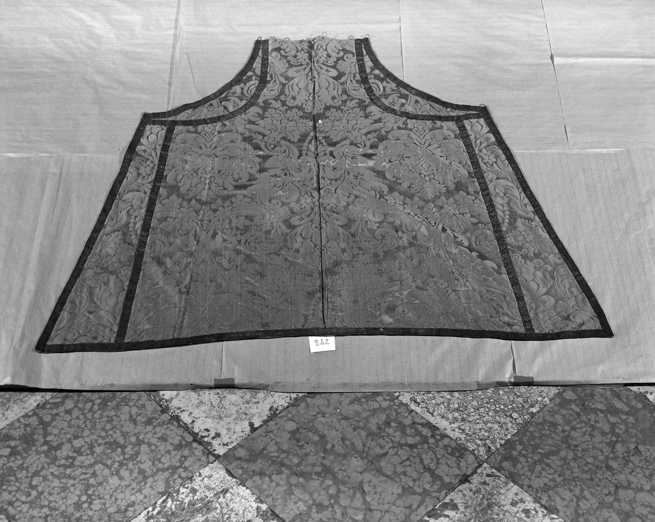 conopeo di tabernacolo - manifattura veneziana (metà sec. XVII)