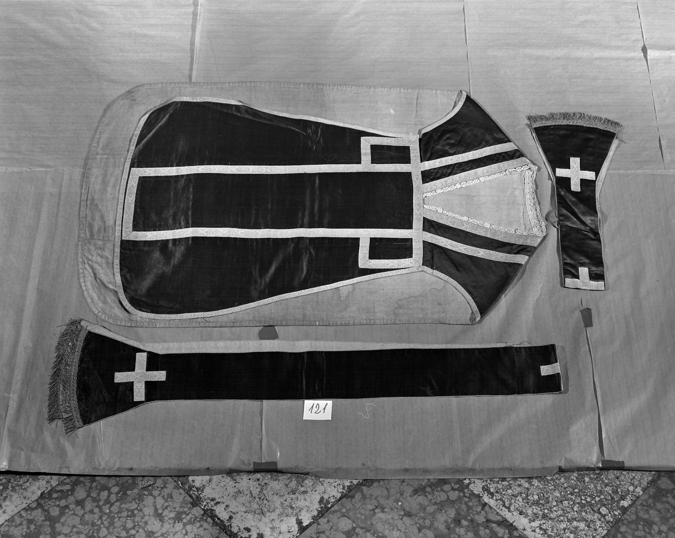 paramento liturgico, insieme - manifattura italiana (sec. XIX)