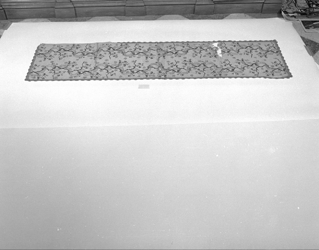 velo omerale - manifattura italiana (terzo quarto sec. XVIII)