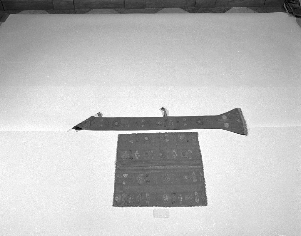 paramento liturgico, insieme - manifattura italiana (secondo quarto sec. XVII)