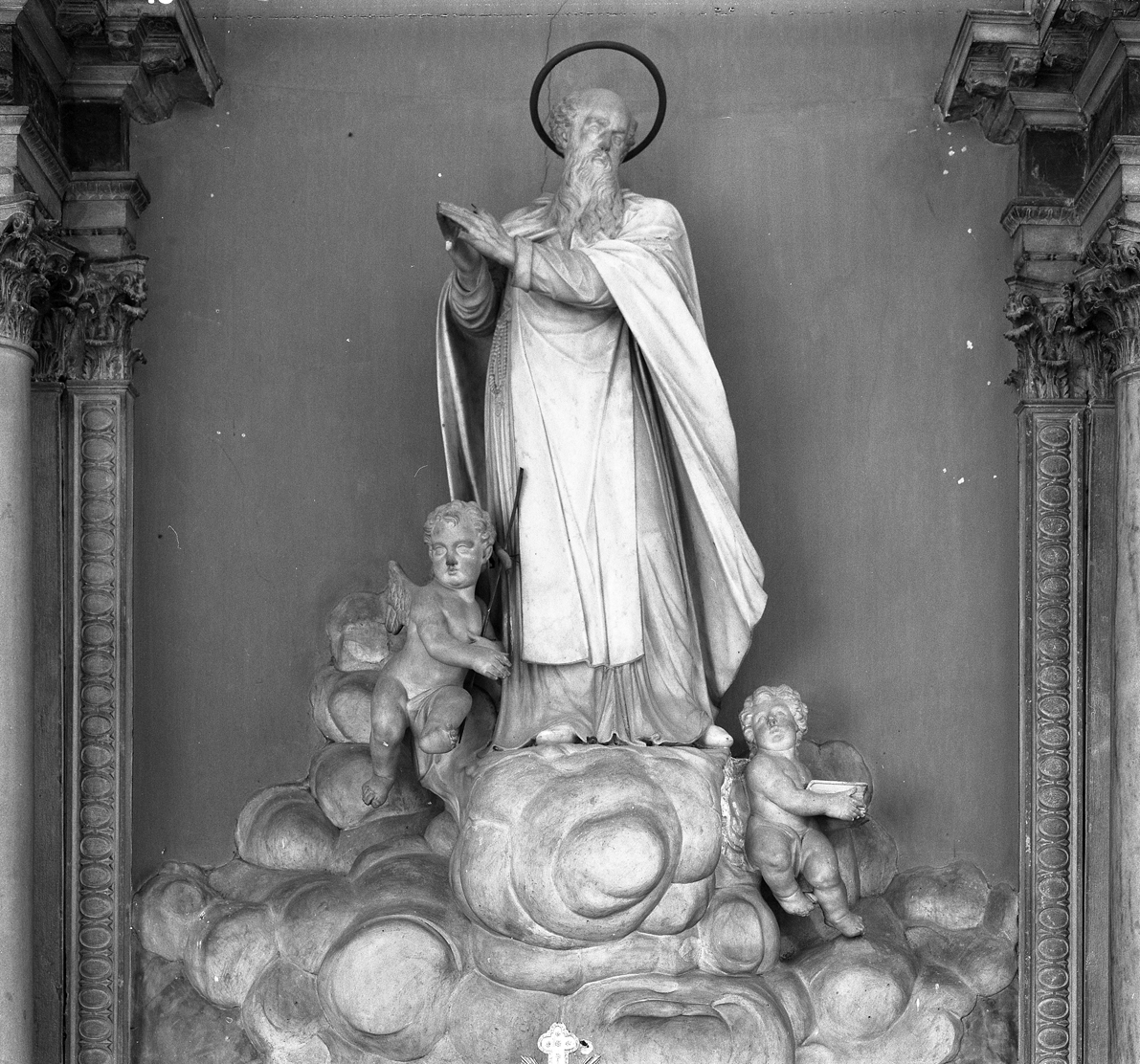 Sant'Antonio Abate/ angioletti (gruppo scultoreo) - ambito veneto (prima metà sec. XVII)