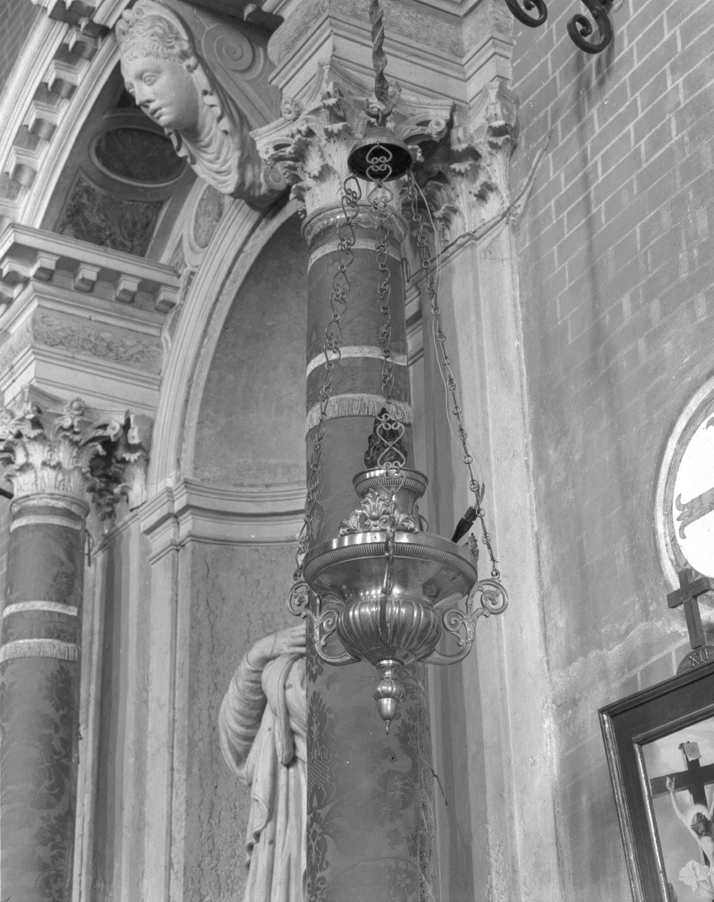 lampada pensile, serie - ambito veneto (prima metà sec. XIX)