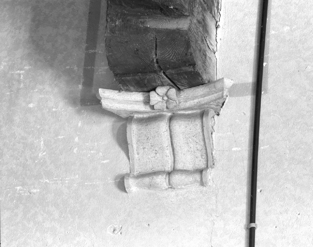 mensola architettonica - ambito veneto (sec. XIV)