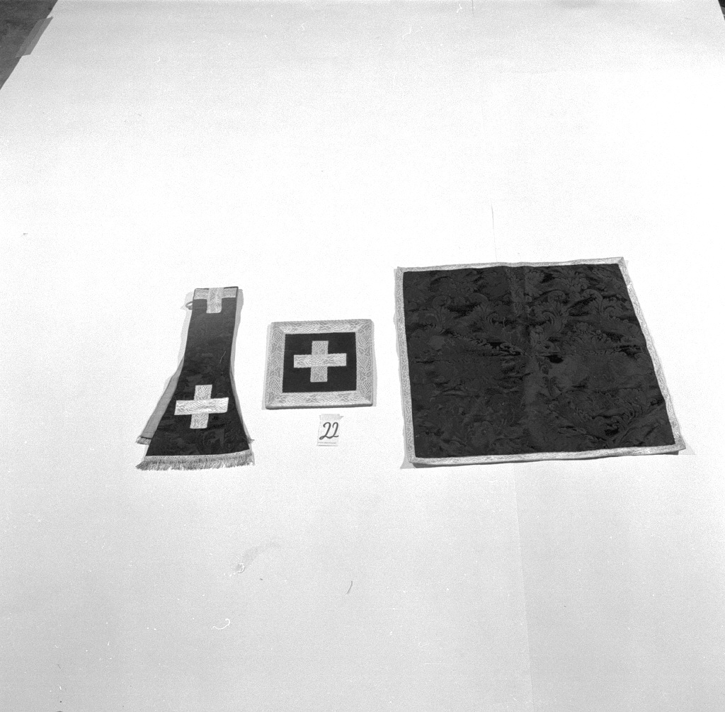 paramento liturgico, insieme - manifattura italiana (prima metà sec. XX)