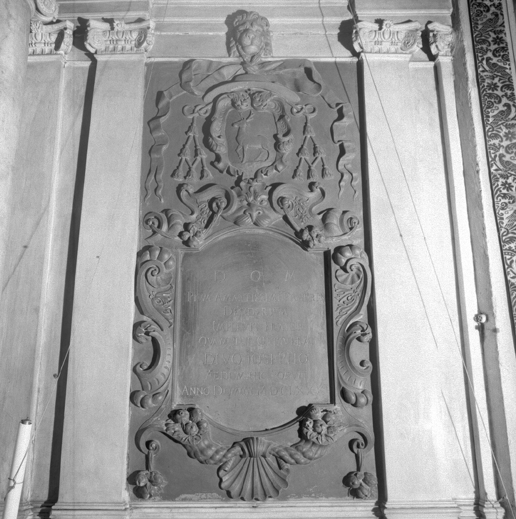 lapide tombale - ambito veneziano (sec. XVII)