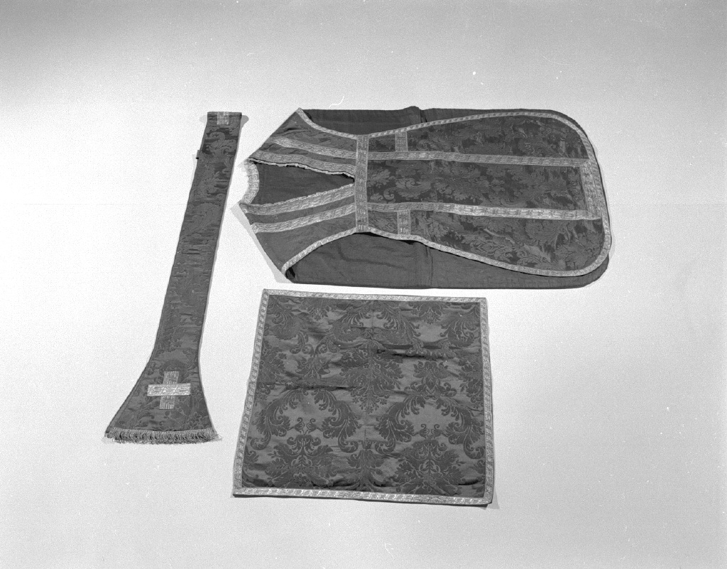 paramento liturgico, insieme - manifattura italiana (prima metà sec. XX)