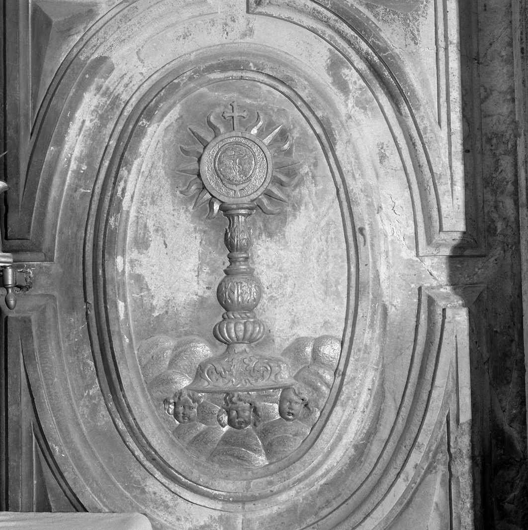 ostensorio sorretto da due angeli (decorazione plastica) - ambito veneto (sec. XVIII)