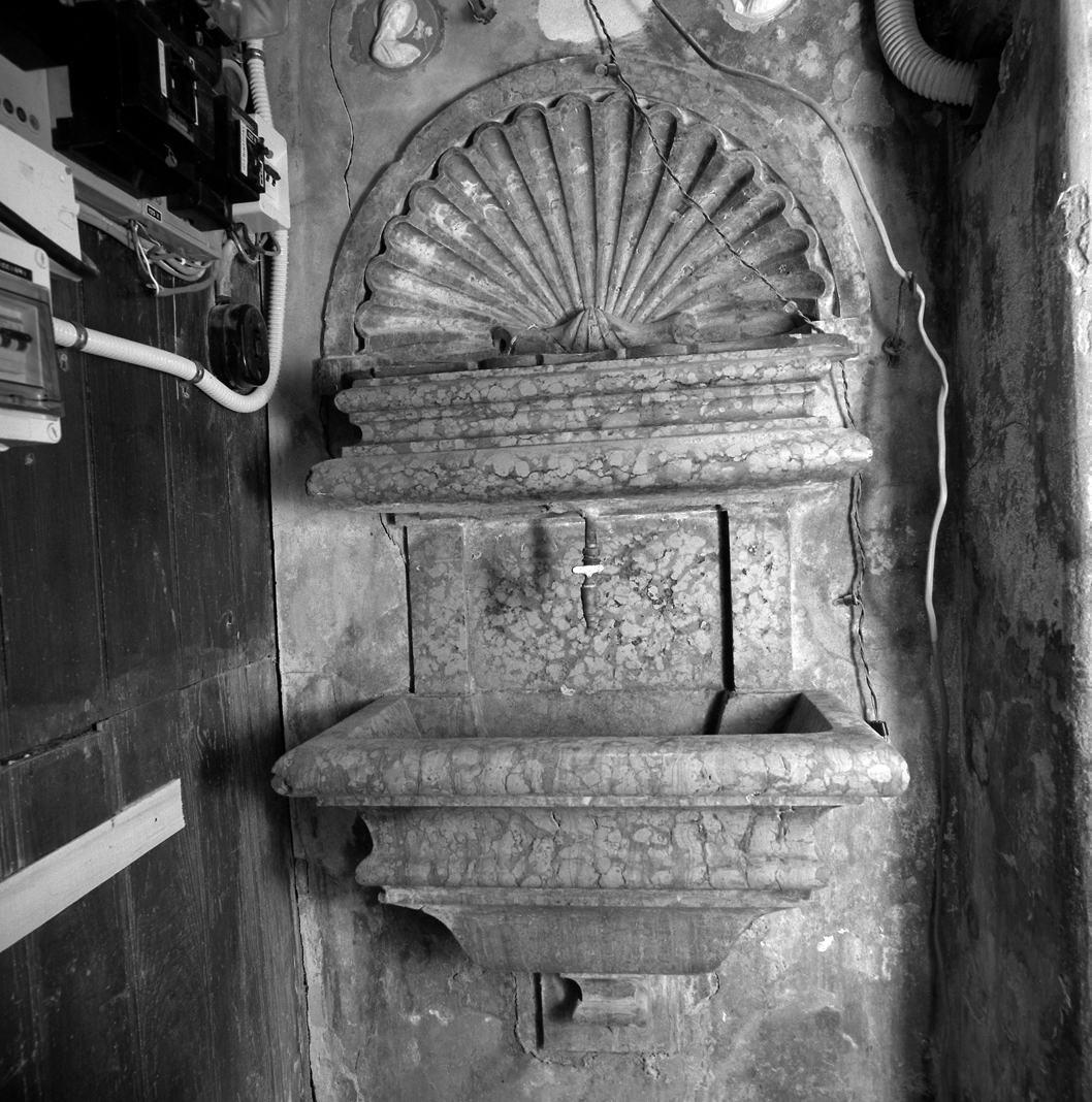 lavabo da sacrestia - ambito veneto (sec. XVIII)