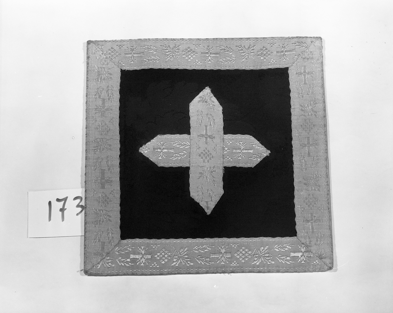 borsa del corporale - manifattura italiana (prima metà sec. XIX)