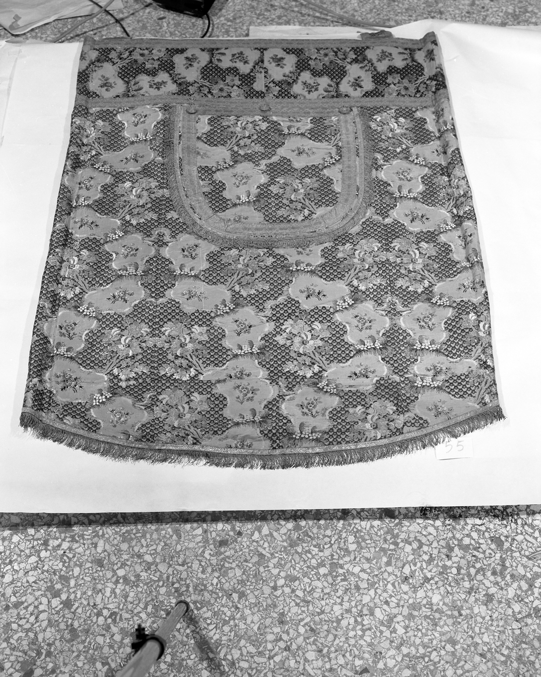 piviale - manifattura veneziana (terzo quarto sec. XVIII)