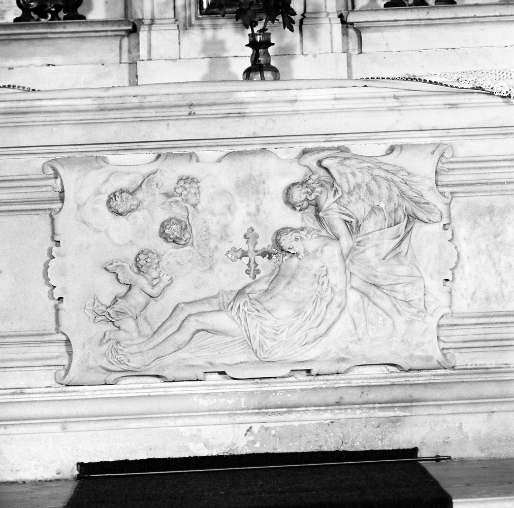Cristo in pietà sorretto da angeli (paliotto) di Bernardi Giuseppe detto Giuseppe Torretti (sec. XVIII)