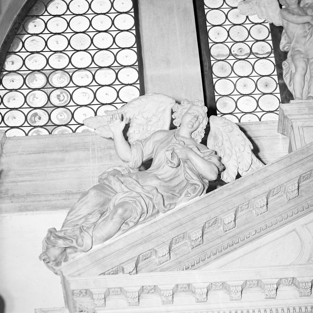 angelo (scultura) di Bernardi Giuseppe detto Giuseppe Torretti (sec. XVIII)