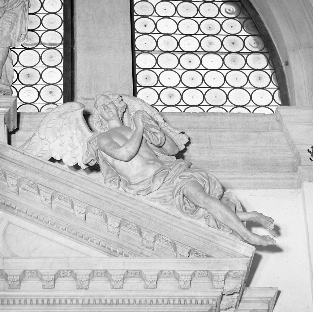 angelo (scultura) di Bernardi Giuseppe detto Giuseppe Torretti (sec. XVIII)