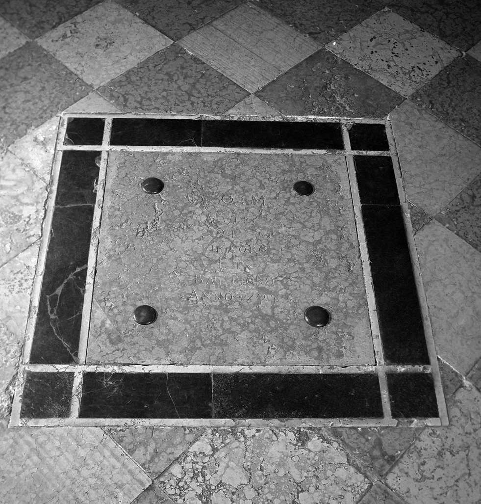 lastra tombale - bottega veneziana (sec. XVIII)