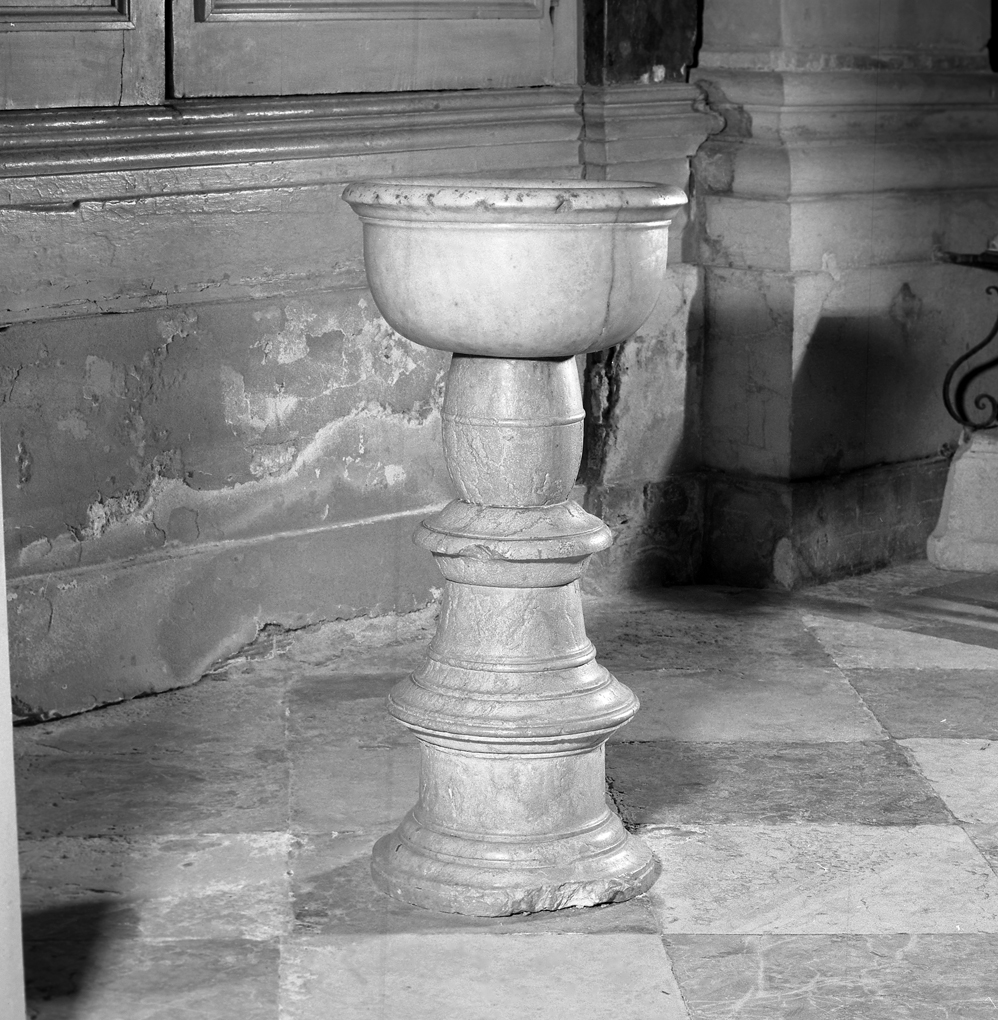 acquasantiera - a fusto - bottega veneziana (sec. XVII)