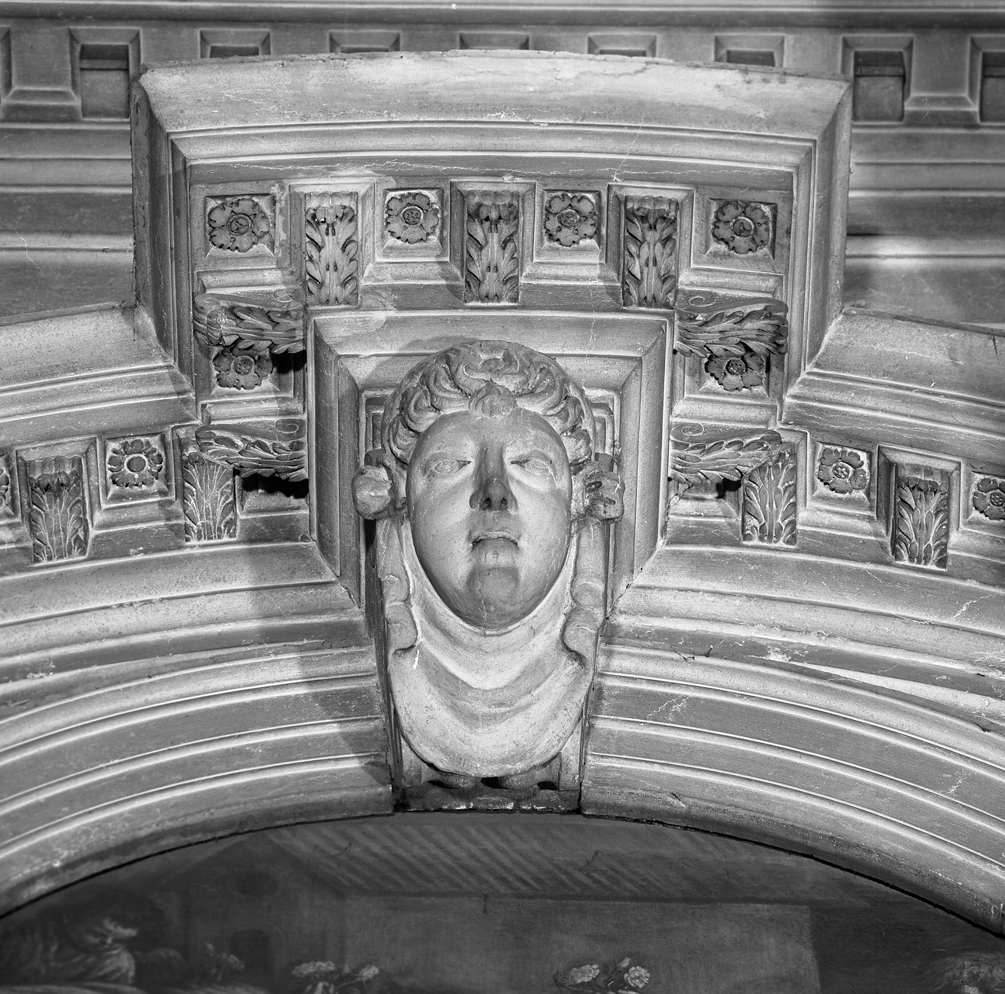 testa di donna (chiave di volta) - bottega veneziana (sec. XVII)