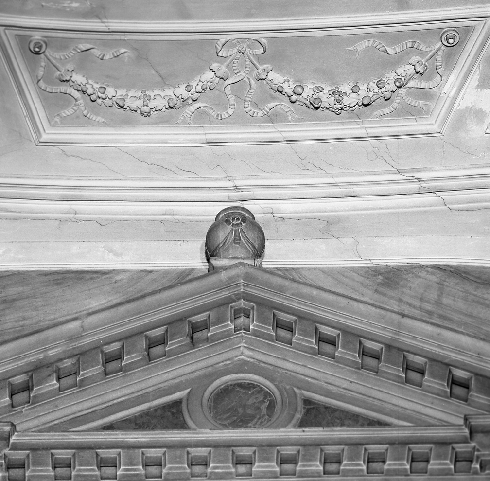 vaso (scultura) - bottega veneta (sec. XVII)