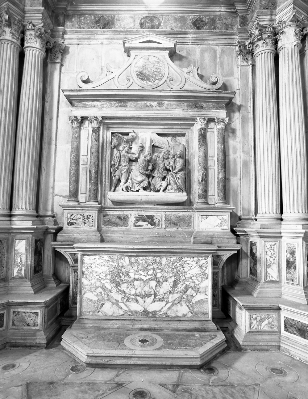 altare di Da Carona Giovanni Antonio detto Pilacorte (sec. XVI)