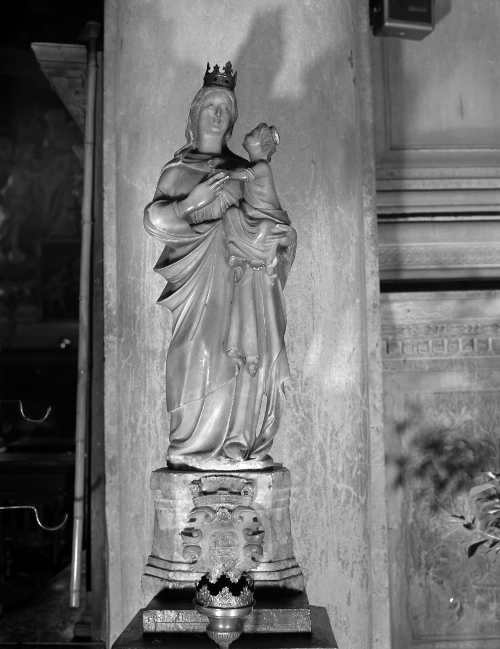 Madonna con Bambino (statua) - ambito toscano (sec. XV)