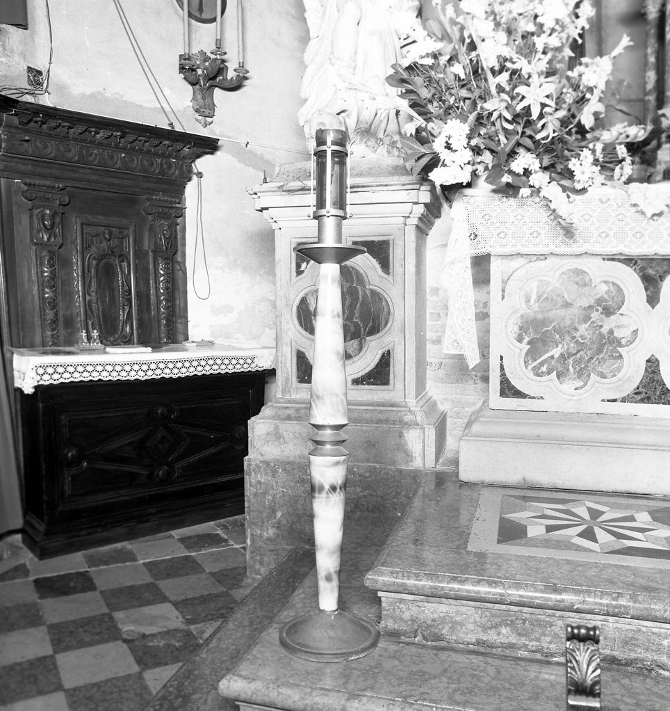 lampada - a muro - ambito veneto (inizio sec. XX)