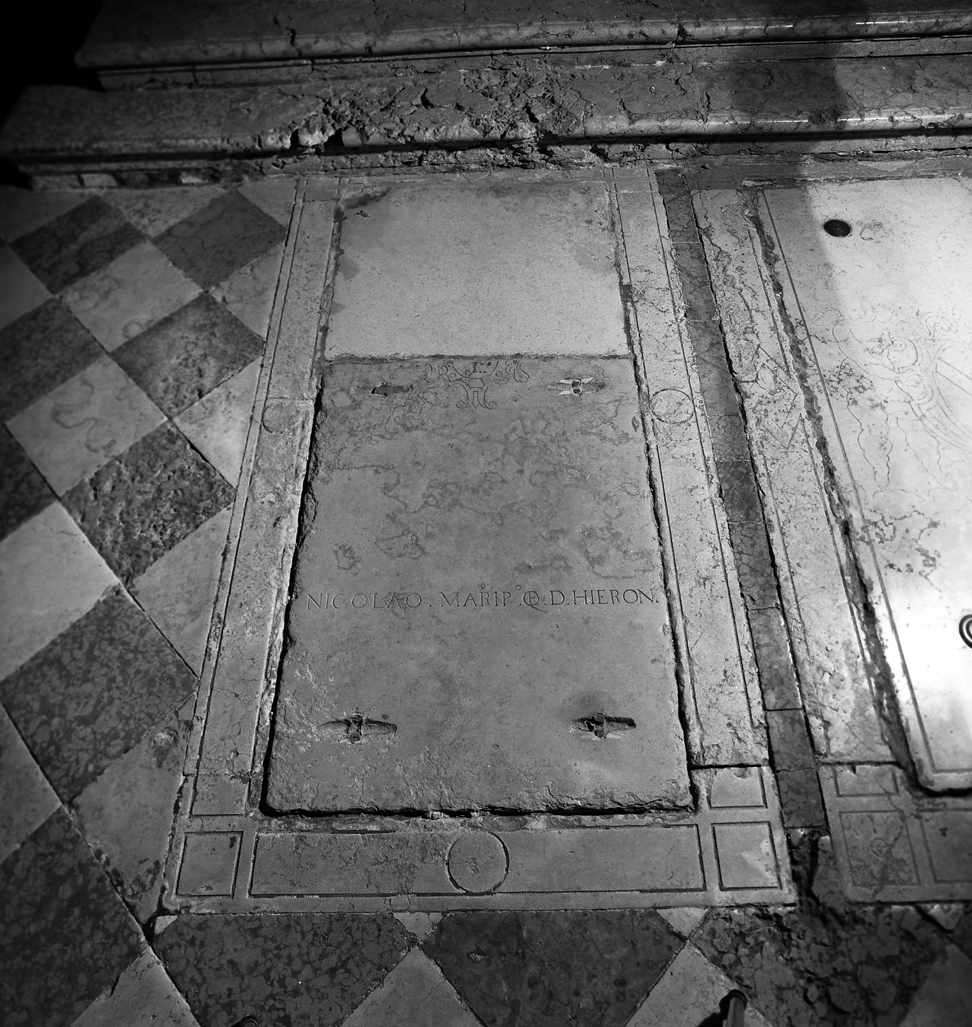 lastra tombale - ambito veneto (sec. XVI)