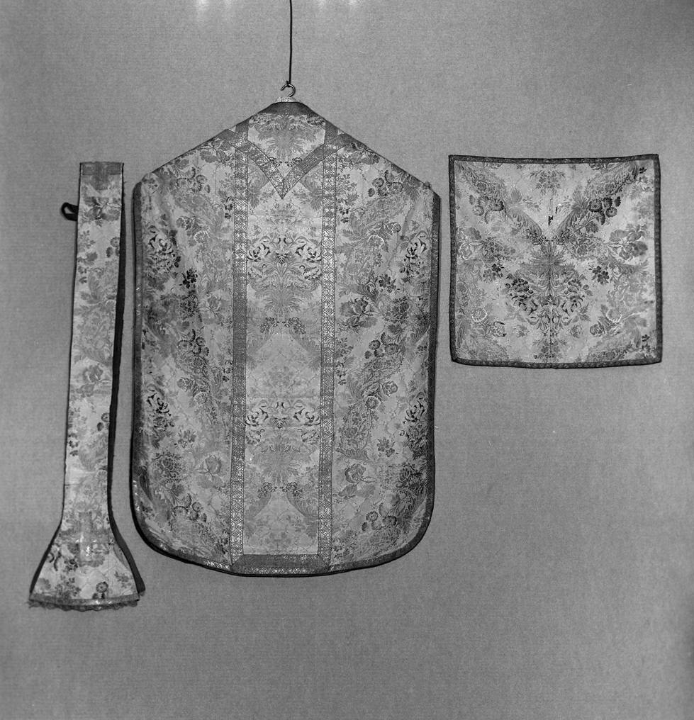paramento liturgico, insieme - ambito italiano (sec. XVIII)