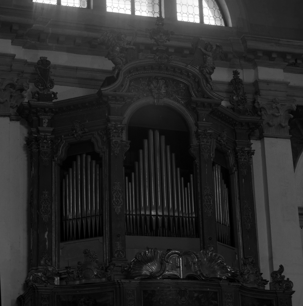 cassa d'organo, elemento d'insieme - ambito veneto (primo quarto sec. XVIII)
