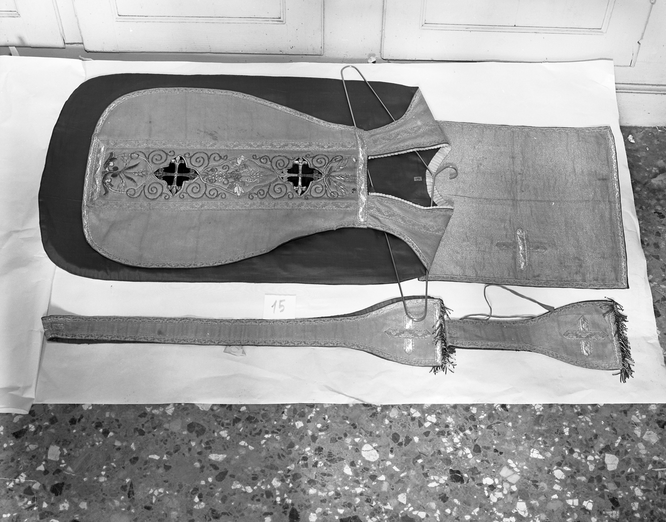 paramento liturgico, insieme - manifattura italiana (prima metà sec. XX)